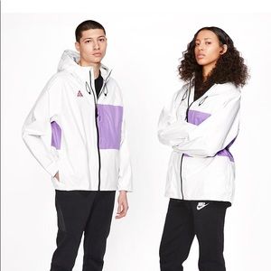 Brand New Men’s Nike ACG Packable Rain Jacket